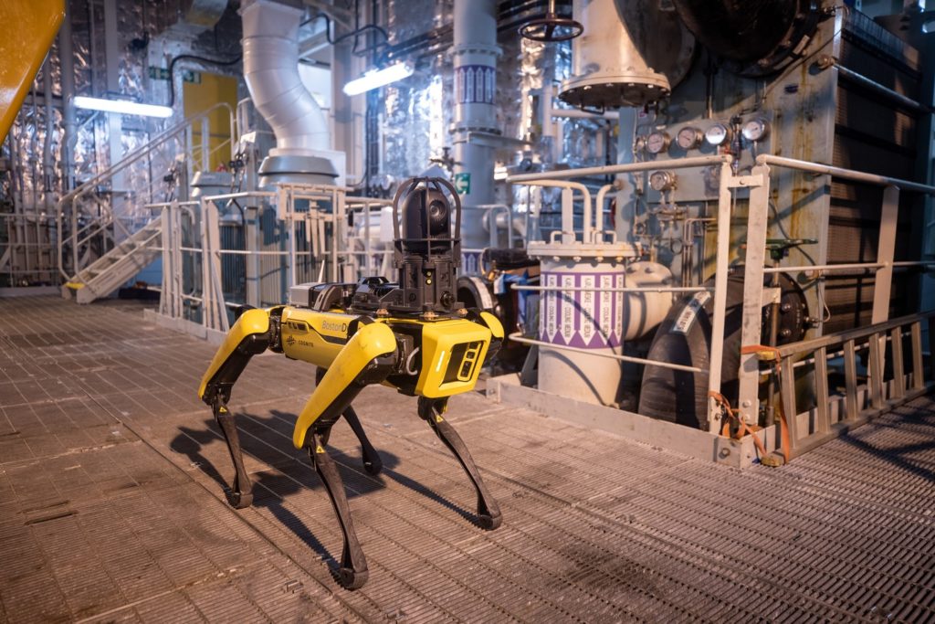 robot spot aker bp inspection industrie pétrolière