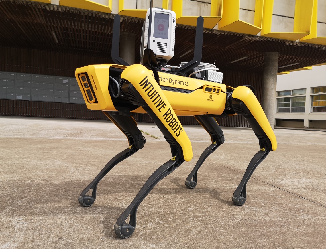 Det er det heldige champignon tin Leica Geosystems & Intuitive Robots collaborate to integrate RTC360